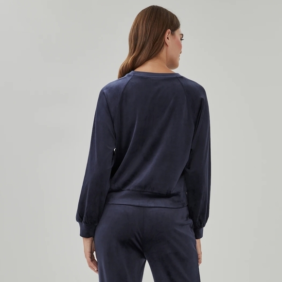 Blue Velvet Top - Picture 2 of 7